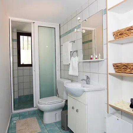 Bostani Seaside House Mani