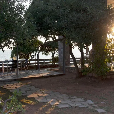 Bostani Seaside House Mani Дом отдыха Агиос-Николаос