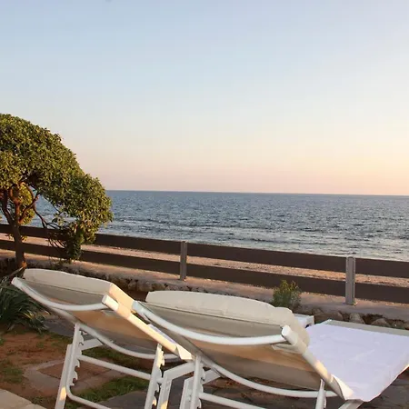 Bostani Seaside House Mani